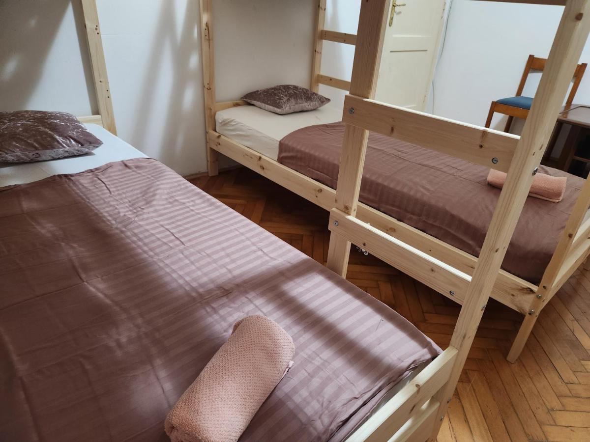 Hostel Queen Centar Split Eksteriør billede