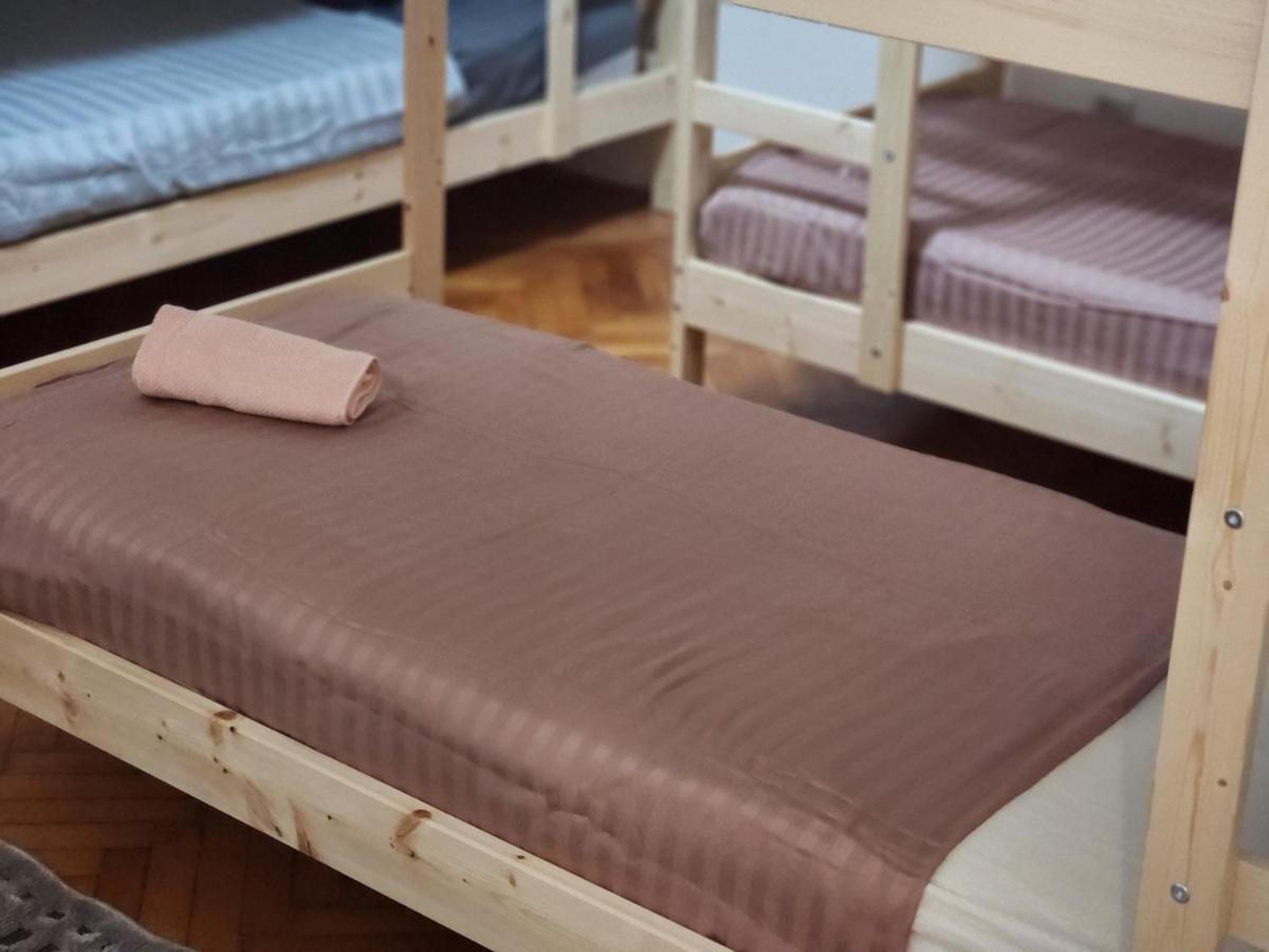 Hostel Queen Centar Split Eksteriør billede